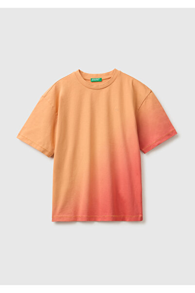 United Colors of Benetton تيشيرت رجالي مطبوع متعدد الألوان بياقة دراجة باللون...