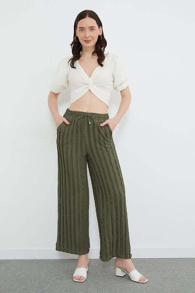 Fulla Moda Elastic Waist Crepe Fabric Pocket Trousers