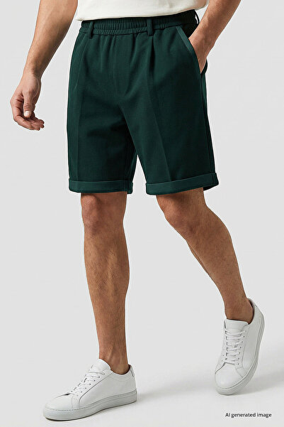 TOMMY LIFE Pine Green Oversize Fit Basic Men's Shorts with Belt Detail - 81285