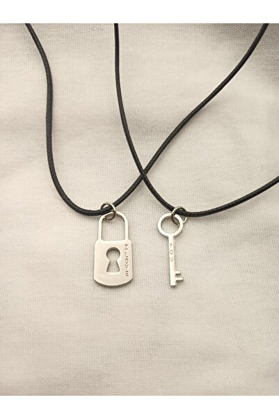 Herşey Nota Center Hole Padlock and Key Double Pendant