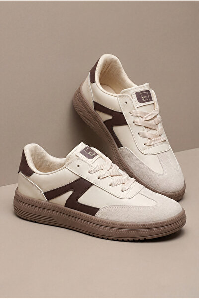 Tonny Black Γυναικείο μπεζ καφέ άνετο sneaker με σόλα από καουτσούκ και κορδόνια