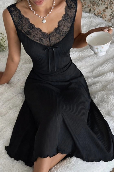 Butik Kadın Askılı Dantel Yakalı Uzun Kalın Fitilli Kaşkorse Gecelik