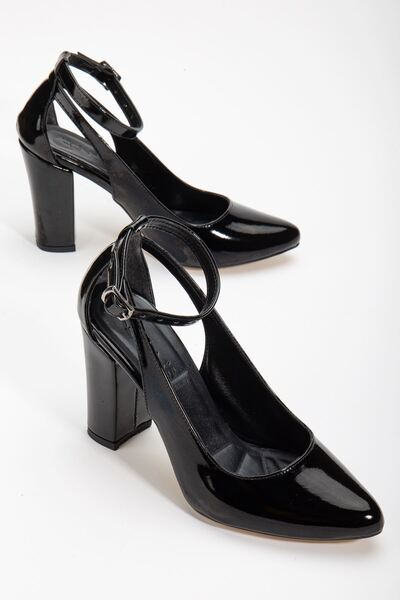 Saadet Kaya Butik حذاء بكعب جلدي أسود نسائي