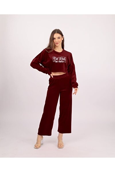 Clyfora طقم بيجامة قصيرة من القطيفة من Be Real Not Perfect