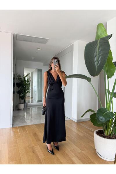 MERVE AKSOY Dantel Geçişli Midi Saten Elbise - Siyah
