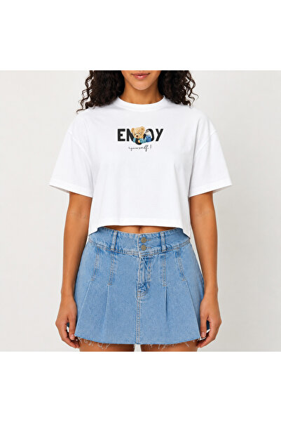 URBANTRENDSTORE Crop T-shirt με λευκό σχέδιο, άνετη εφαρμογή, ακατέργαστη κοπ...