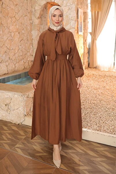 İmajButik Rochie maro cu detaliu la guler și talie elastică