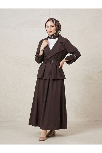 Lunsera Store طقم تنورة بتفاصيل مشبك من D - بني