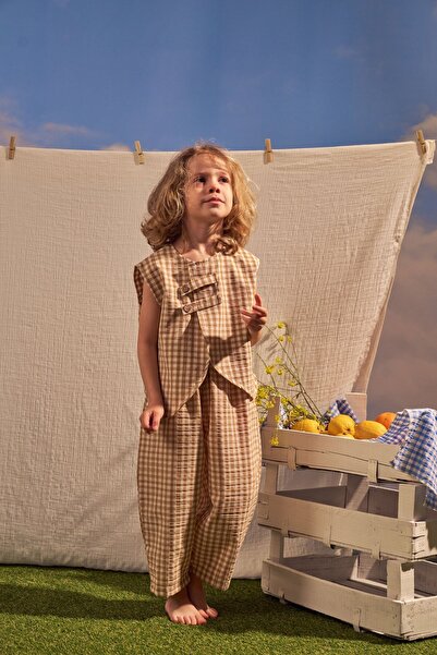 Oh La La Koala For Little Ones Set vestă asimetrică din seria Daisy Picnic bej