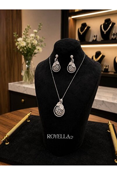ROYELLA Zirkon taşli rodyum kaplama kolye küpe şik setimiz