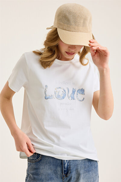 HomeStore Cat Emblem Tshirt