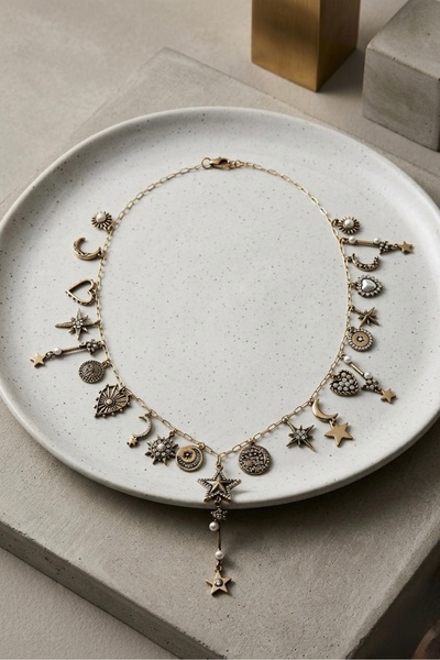 Luvia Accesories Bohem Charmlı Kolye – Yıldız ve Ay Detaylı Antik Gold⁠