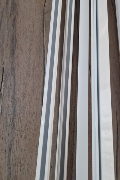 Sophia Șină aluminiu 1 canal, complet echipată 100 cm