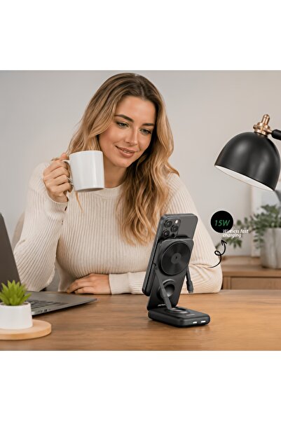Airbot 8000mAh 3-in-1 Magnetic Wireless Power Bank with Stand