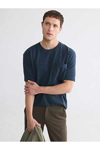 LC Waikiki Peak New Season Crew Neck Pocketed Men's T-Shirt