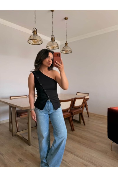 BÜŞRA PERKER Straight Fit Stoned Jean