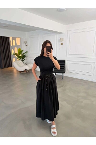 Moda Asrın Siyah Vatkalı Deri Kemerli Elbise