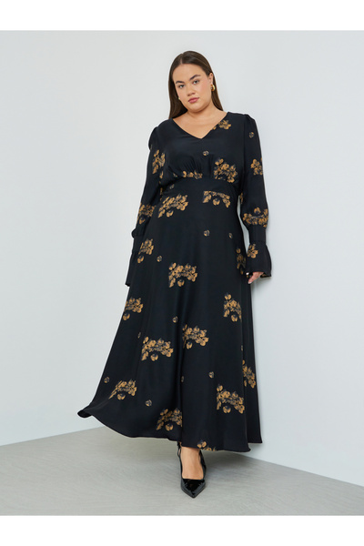 Styli Plus Size Printed V Neck Maxi Dress