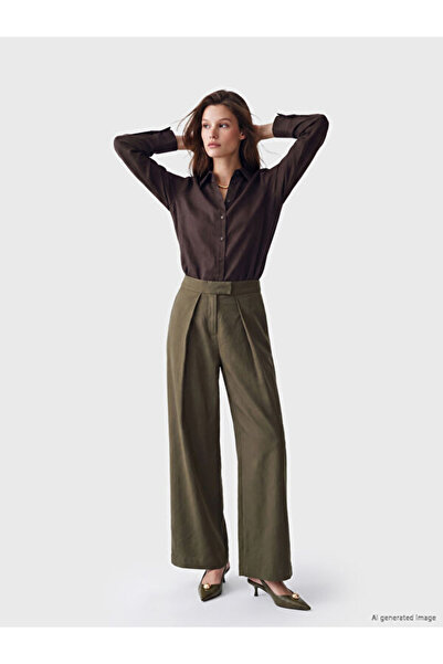 LC Waikiki Esvab • Modern & Distinctive Wide Leg Pleated Women's Fabric Trousers