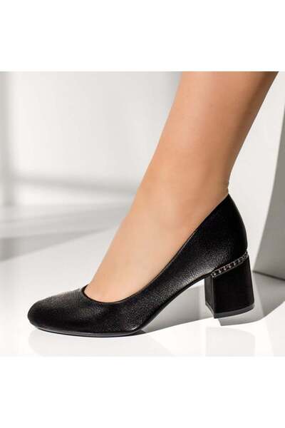 Modlet.ro Women's black block-heeled shoes INA5
