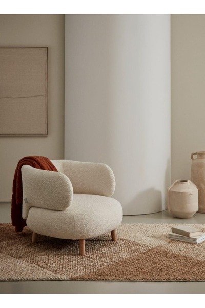 homejoyz كرسي بذراعين بوكلية وخشب سويدي – بيج – فيرونا – 80×85×85 سم