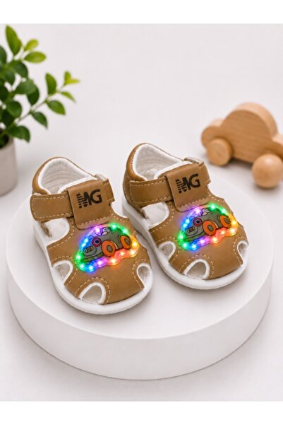 Superbaby Brown sandals with lights for super babies - Masinuta