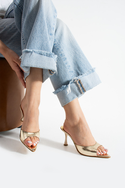 apelles Shoes Kadın Rugan İnce Topuklu Sivri Burun Terlik