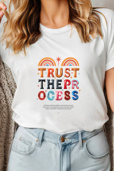 Sarah's Boutique Women's T-shirt – 100% cotton – Color Process