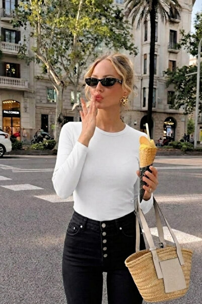 COMBİNE MİCHAİL Γυναικεία μπλούζα Daily Trend σε εκρού χρώμα με στενή εφαρμογή