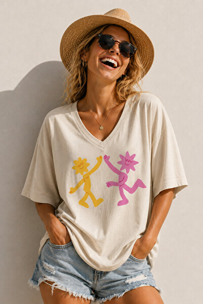 ArtYus Flower Characters Checkered Printed Unisex V-Neck Oversize T-Shirt – F...