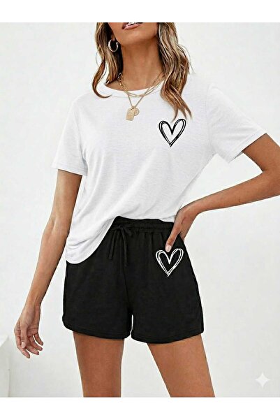 Gutsy T-Shirt Shorts 2-Piece Combination Thin Summer Minimal Heart Printed Wo...