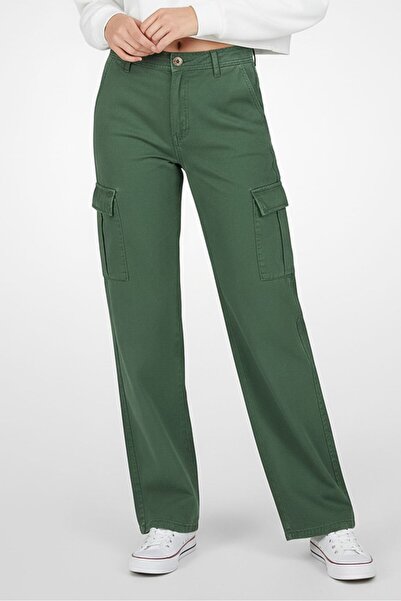 Don't Call Me Jennyfer Women Straight Solid Cargo Pants, Emerald Green