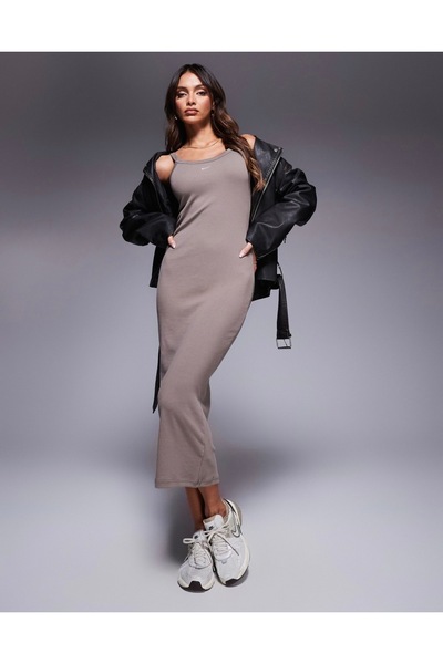 Nike Sportswear Chill Knit Tight Mini-Rib Tank Top Dress Kahverengi Uzun Kadı...
