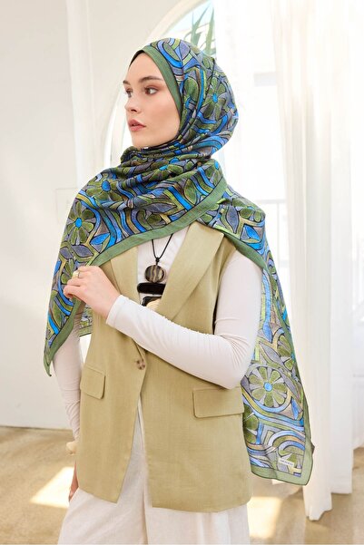 Silk Home Urban Hours Bohemian Daisy Green Mayda Shawl