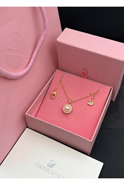 Generic Elegant Pearl Necklace with Gold Heart Pendant