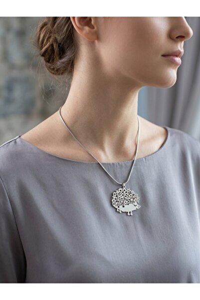 EsSo butik Women's Silver Color Metal Necklace with Hedgehog Figure