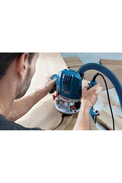 Bosch GOF 130 Freze Makinesi 06016B7000