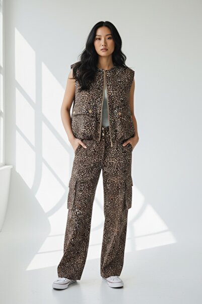 pulur.co Brown Leopard Print Zip-Up Vest and Cargo Pants with Pockets Two-Pie...
