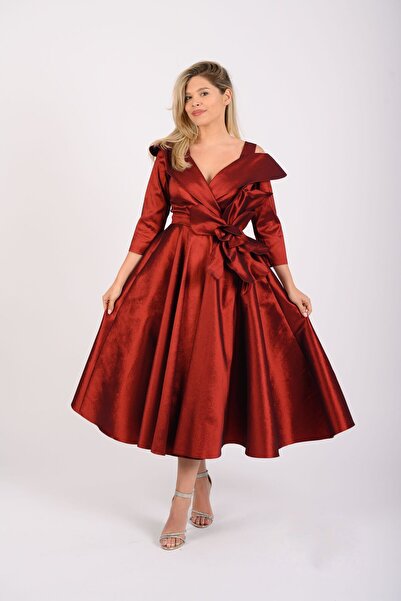 La Donna Rochie din tafta premium in clos