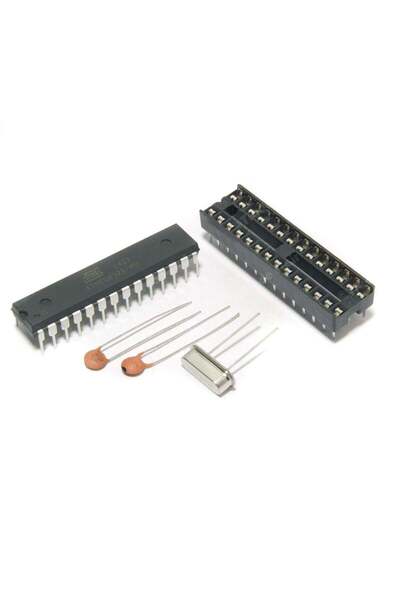 Generic ATMEL atmega328P-PU + مقبس DIL + كريستال 16 ميجاهرتز + 2 × مكثفات 22pf