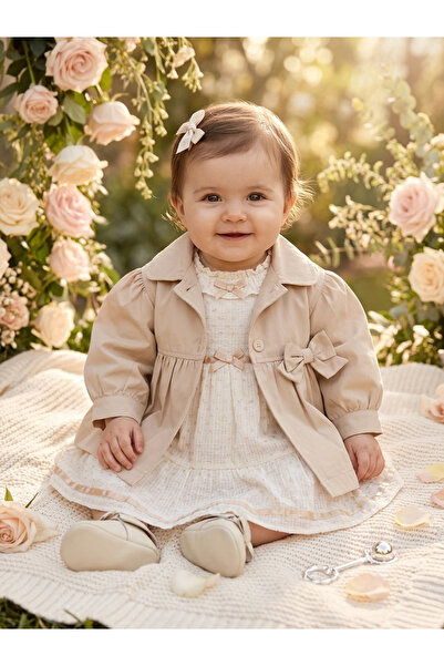 BEBİÇO KİDS Kız Bebek Fiyonk Detaylı Trençkot ve Desenli Elbise Takımı (2'li ...