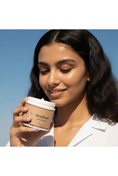 OEMS Tayni Rose Moisturizing Cream