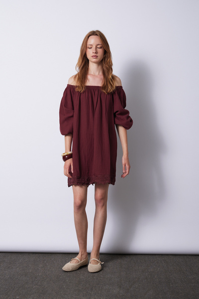 Nisan Lace-Detail Madonna Collar Dress