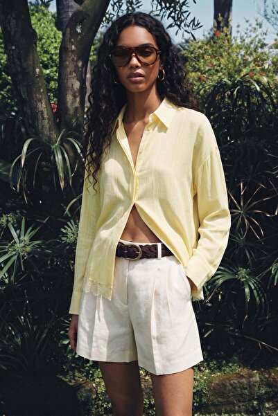 Sateen Lace Detailed Shirt - Yellow