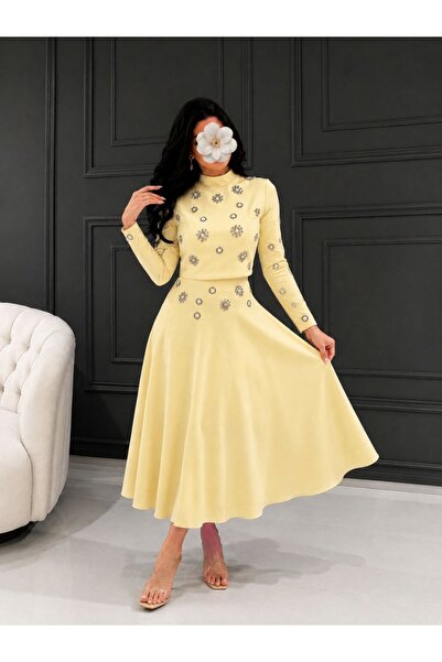 Jood Light Yellow Midi Set with Shiny Embroidery and Flared Skirt