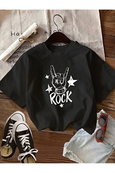 STITCHLY تي شيرت نسائي بطباعة حرف RO وتصميم إشارة يد أيقونية، شبه شفاف برقبة ...