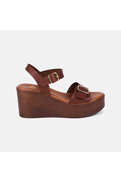 Desa Women's Tan Thick-Strapped Leather Sandals with Padded Heels