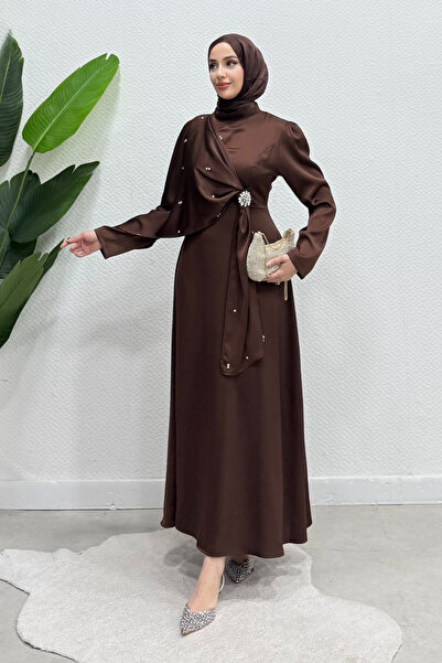 NİLNUR MODA فستان سهرة من قماش الساتان مع بروش لارا ستون من نيو سيزون، مناسب ...