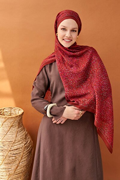 Silk Home شال ريفا تينسل سيكريت جاردن بورجوندي