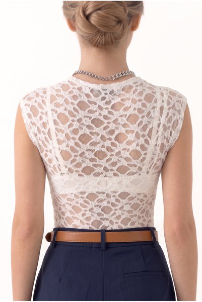 ONLİO GİYİM Women's White Lace Patterned Transparent Sleeveless Summer Blouse